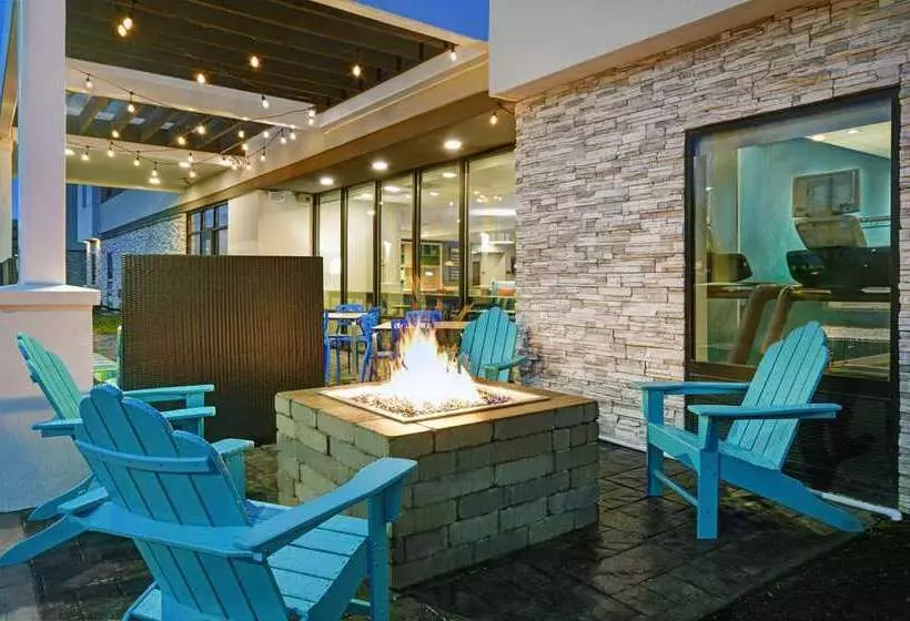 ホテル Home2 Suites By Hilton Springdale Cincinnati