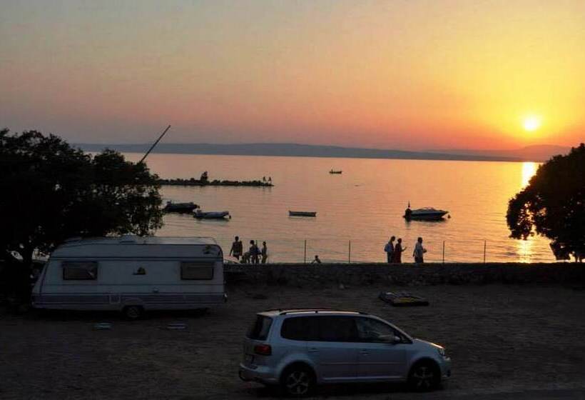 호텔 Mobile Homes Camp Klenovica