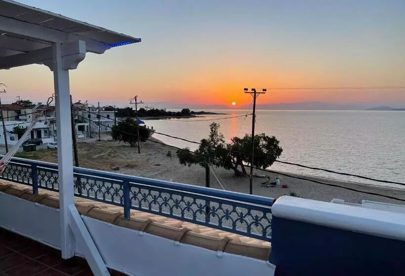 ペンション Kontogoni Rooms