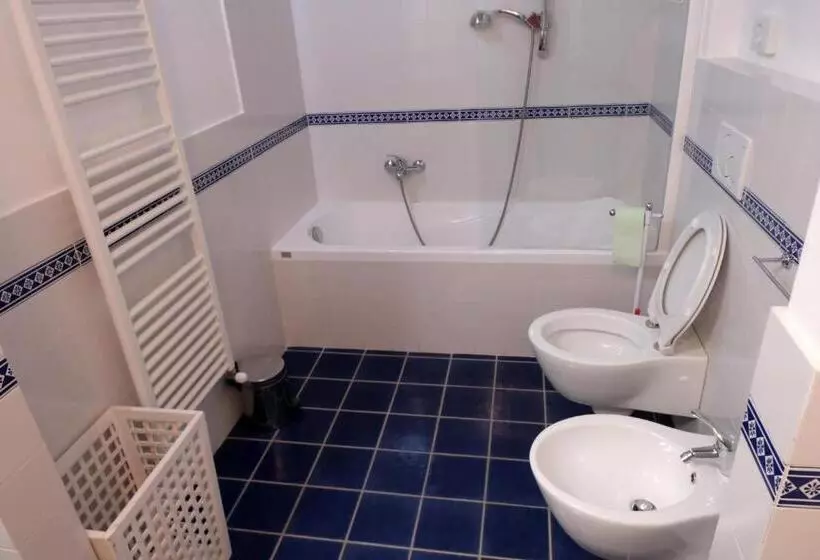 Majatalo Rooms And Wine Al Castello