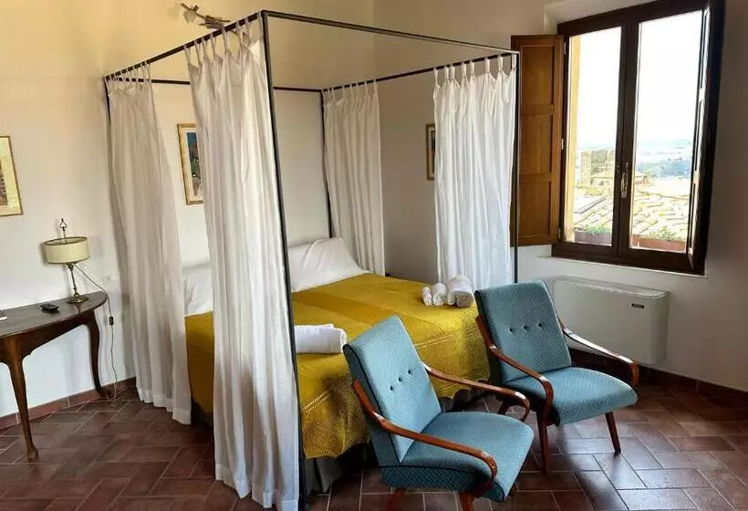 Majatalo Rooms And Wine Al Castello