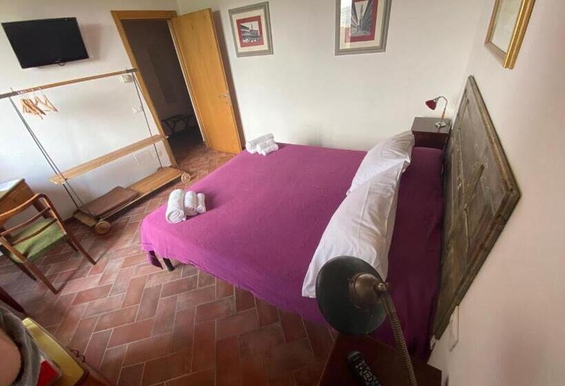 Пансион Rooms And Wine Al Castello