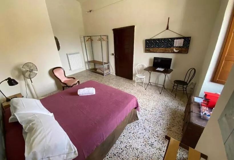 Majatalo Rooms And Wine Al Castello