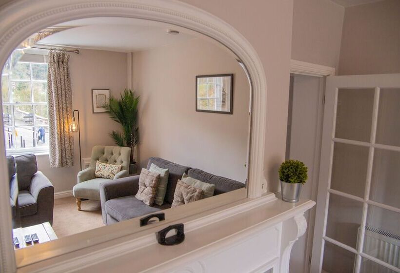 리조트 Ironmasters House