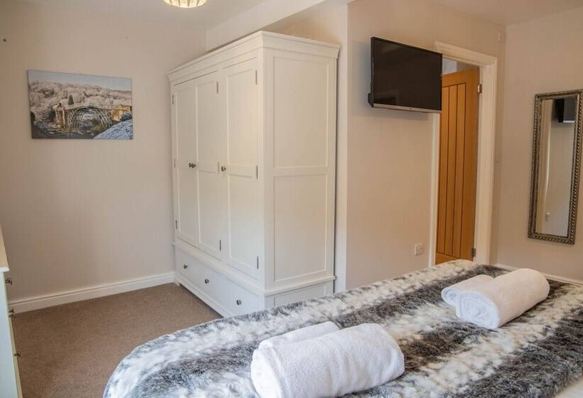 리조트 Ironmasters House