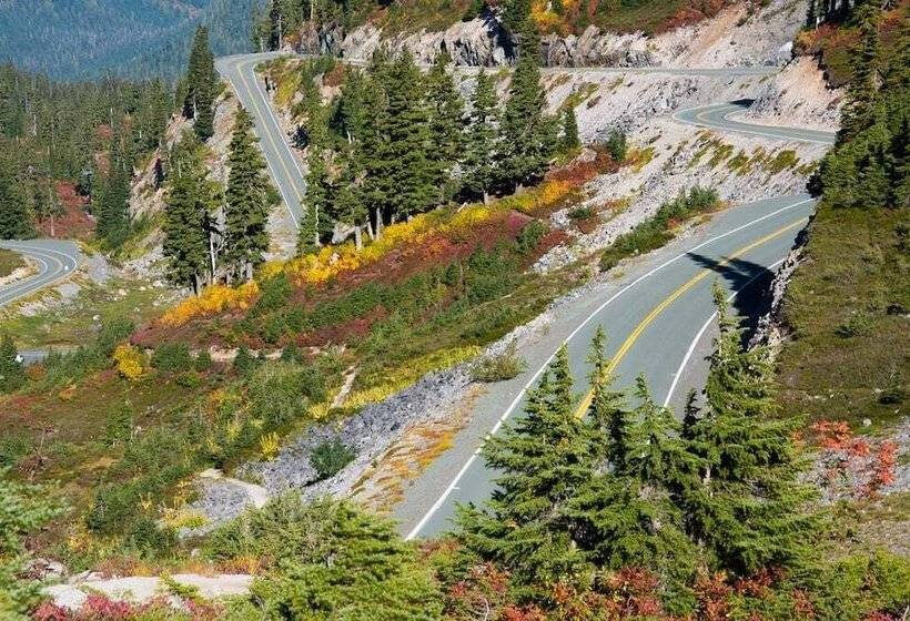 28sw   Fireplace   Dishwasher   Washer/dryer   Sleeps 4