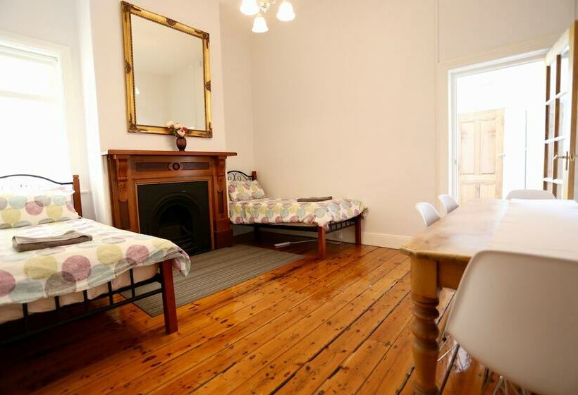 Bath Street Cottages