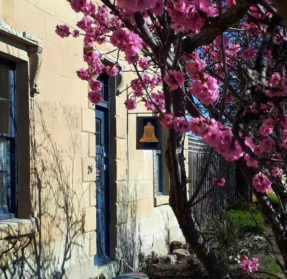 ベッドアンドブレックファースト Blue Bell Inn