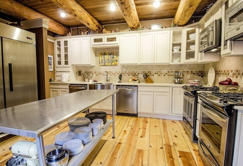 צימר The Silver Lake Lodge Adults Only