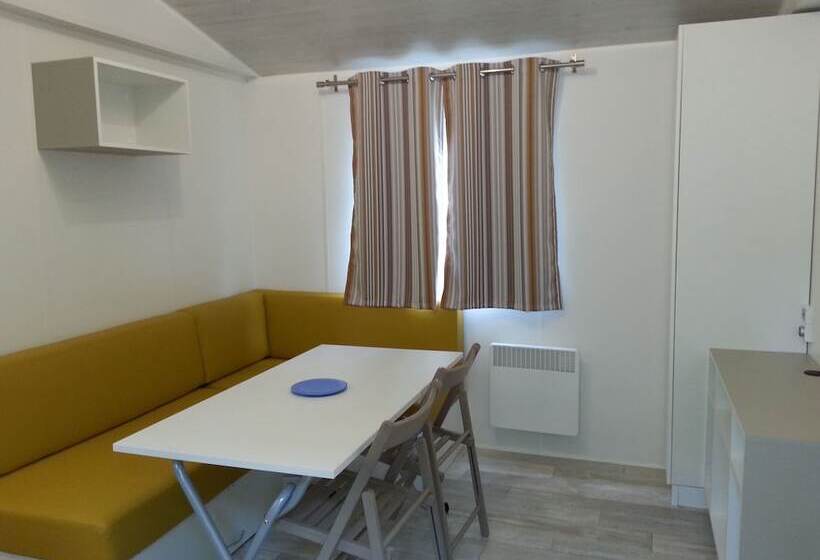 هتل Camping Du Pont D Avignon