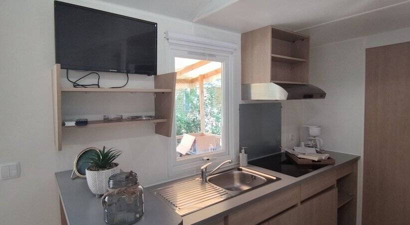 هتل Camping Du Pont D Avignon