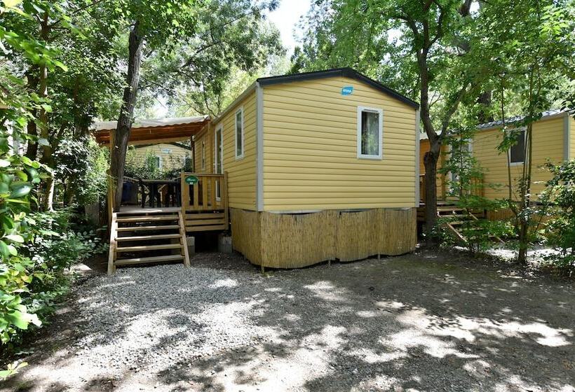 هتل Camping Du Pont D Avignon