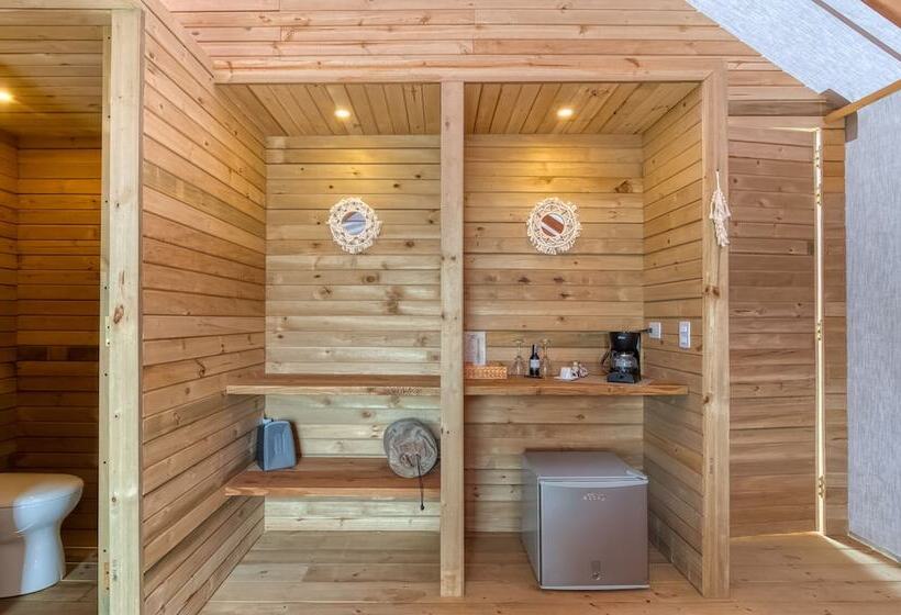 בית מלון כפרי Teva Glamping & Retreat