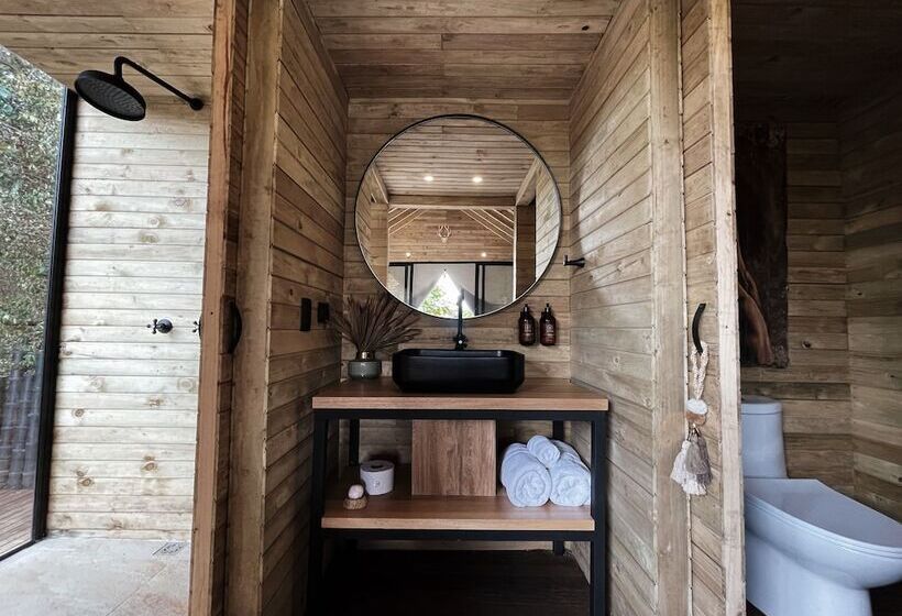 בית מלון כפרי Teva Glamping & Retreat