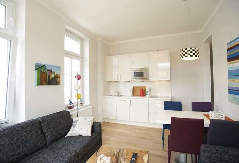 ペンション Haus Eisberg