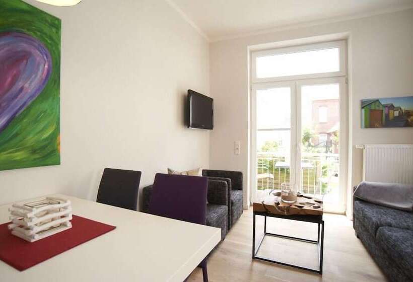 ペンション Haus Eisberg