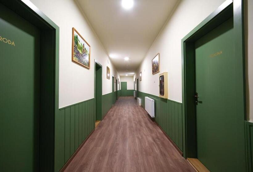 Bed and Breakfast Kisfaludy Vendégház  Sümeg