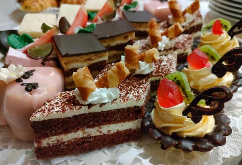 Bed and Breakfast Kisfaludy Vendégház  Sümeg