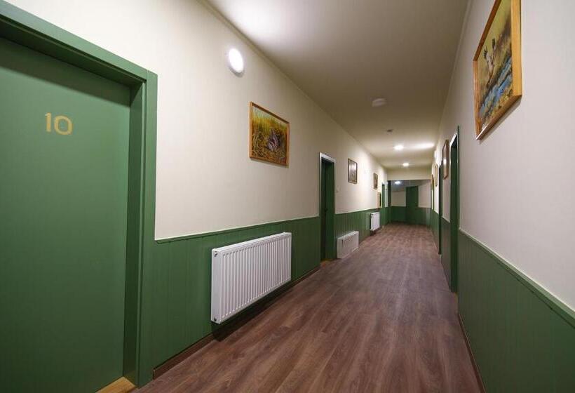 Bed and Breakfast Kisfaludy Vendégház  Sümeg