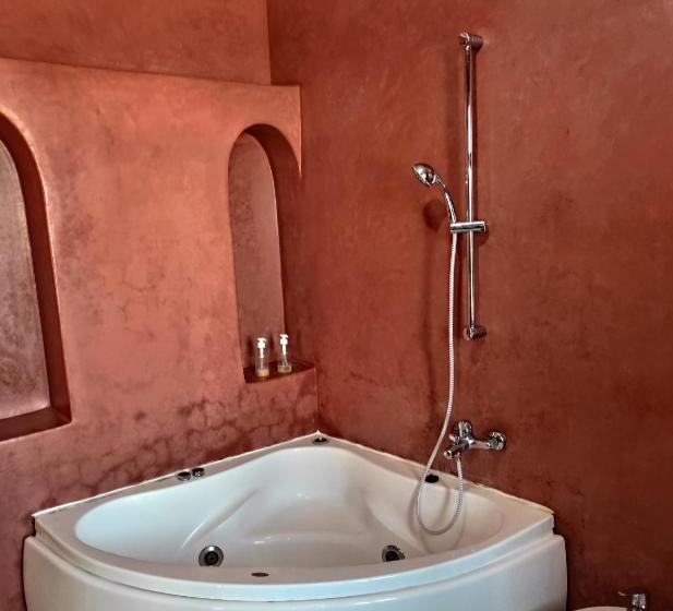 Отель Equi Palace & Spa Near Aeroport