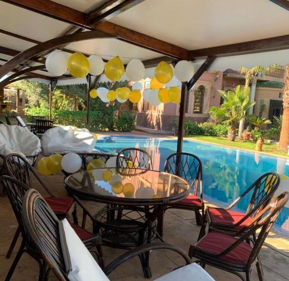 Отель Equi Palace & Spa Near Aeroport