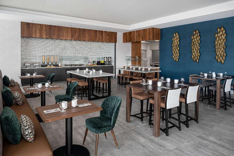 Отель Hilton Garden Inn Camden Waterfront Philadelphia