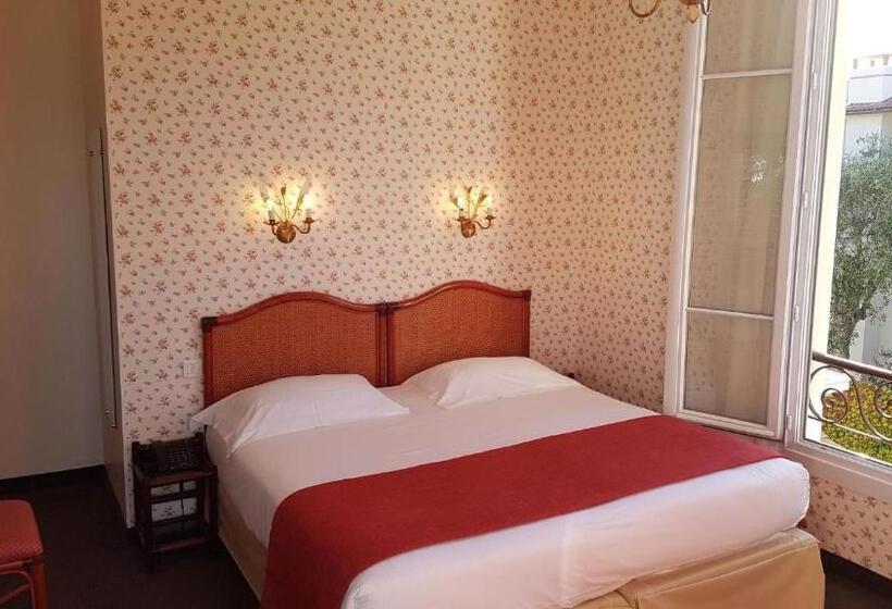 בית מלון כפרי Hôtel De Charme Brise Marine