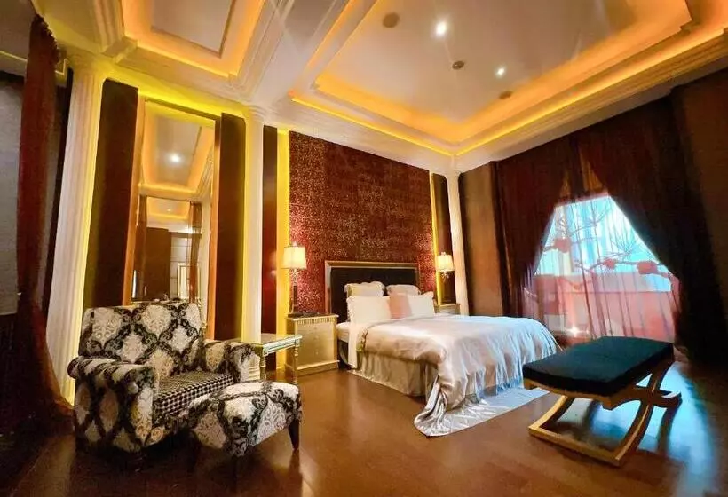 تختخواب و صبحانه 湖山風景旅館lake Mountain View Motel