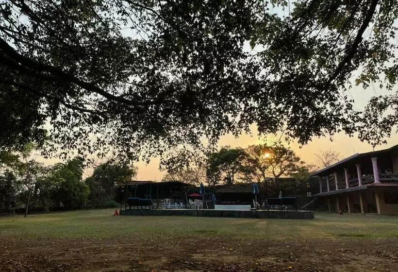 ホテル Los Cruxes Sam Paz