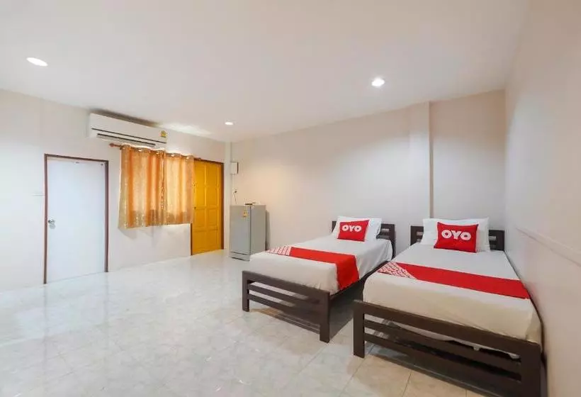 هتل Oyo 75309 Yo Charoen