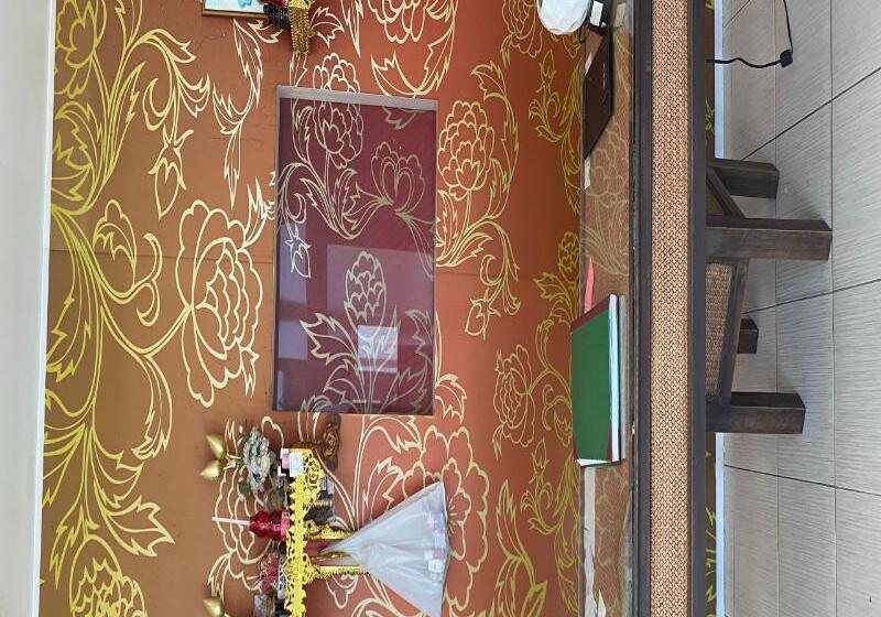 호텔 Oyo 75311 Bed One