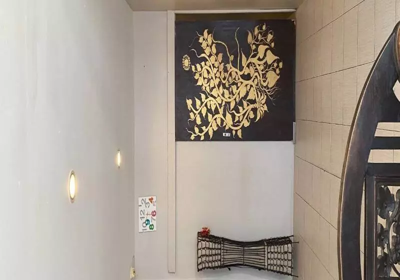 Hotelli Oyo 75311 Bed One