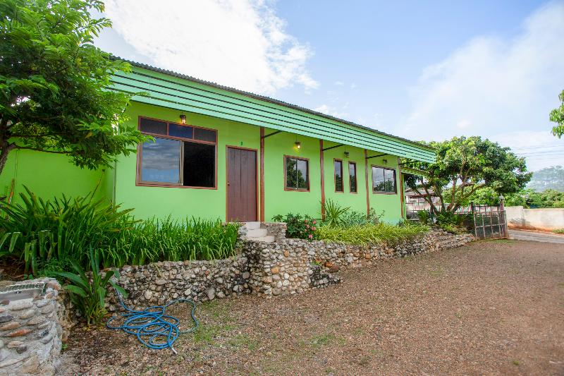 Hotel Oyo 75318 Ruan Rim Dao Chiang Dao