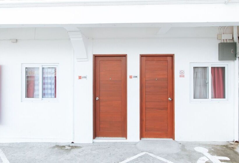 فندق Reddoorz Near Mercado Del Lago