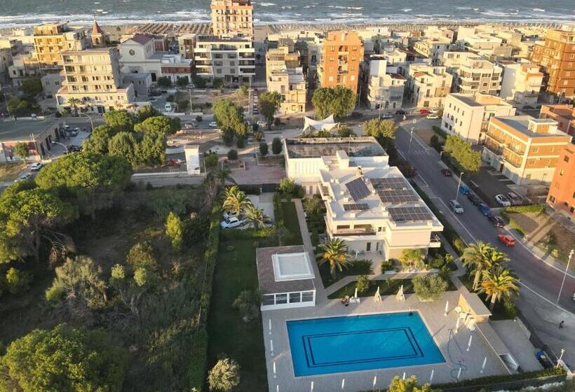 酒店 Salapia Salis Resort