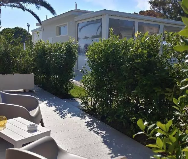 Hotelli Salapia Salis Resort