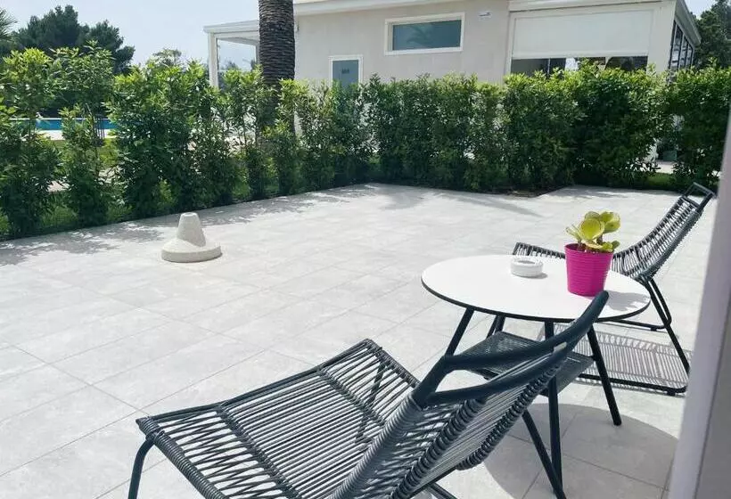 Hotelli Salapia Salis Resort