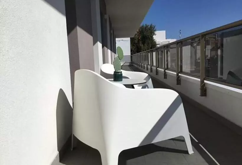 Hotelli Salapia Salis Resort