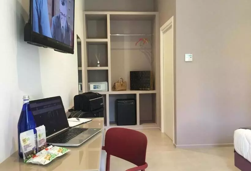 Hotelli Salapia Salis Resort