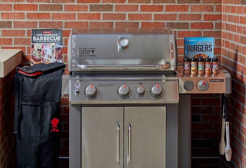 فندق Towneplace Suites By Marriott Columbus North Osu