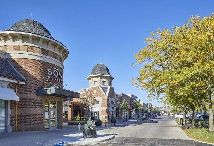 Hotelli Towneplace Suites By Marriott Columbus North   Osu