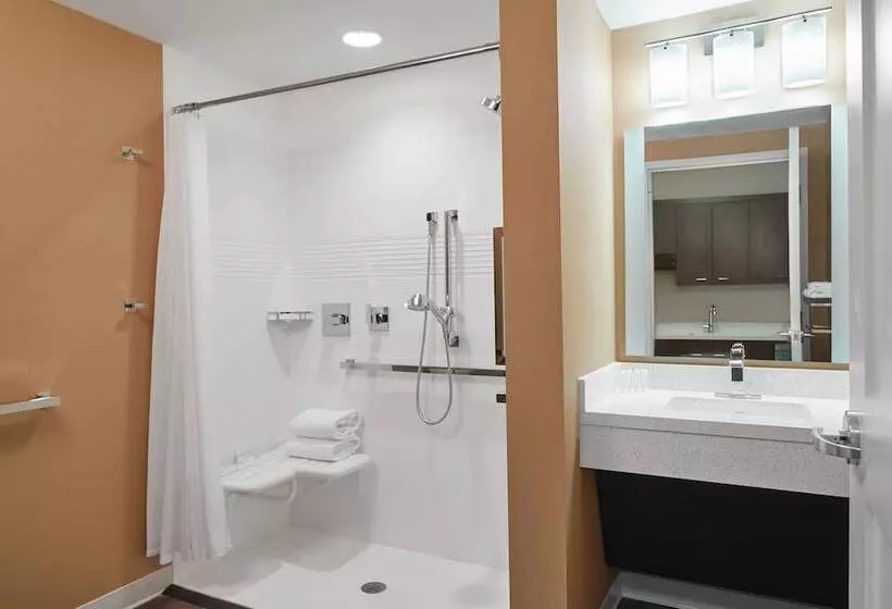 Hotelli Towneplace Suites By Marriott Columbus North   Osu