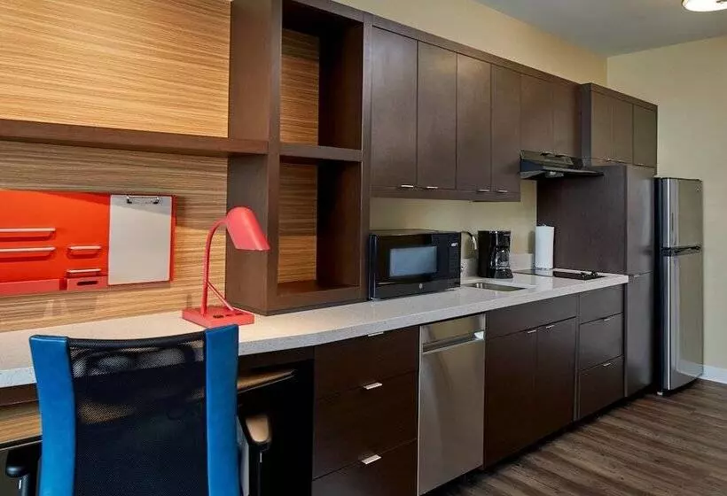 Hotelli Towneplace Suites By Marriott Columbus North   Osu