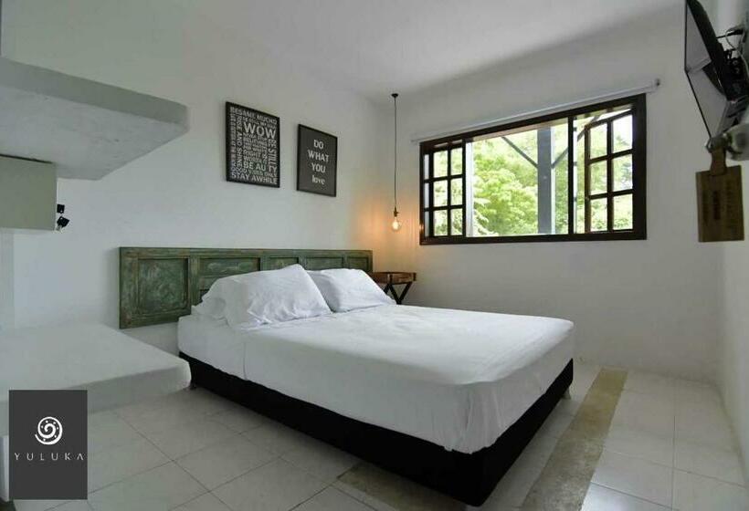 호텔 Yuluka Hostel