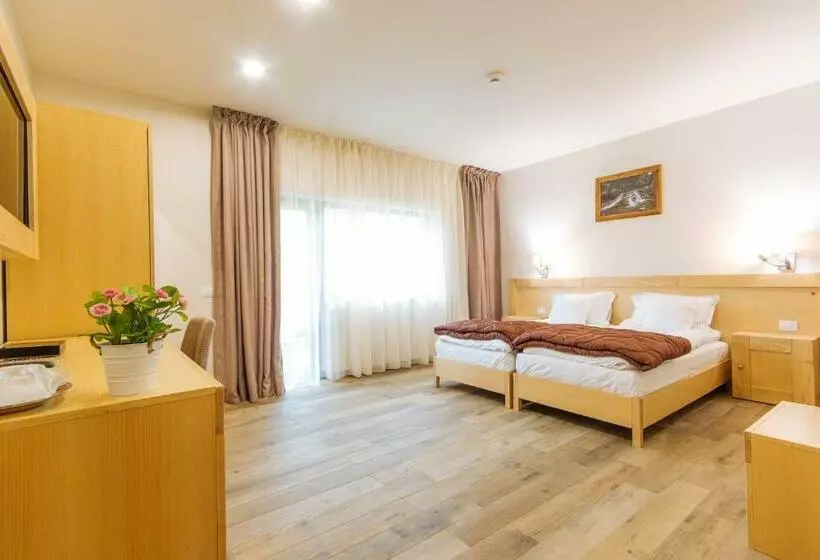 Majatalo Comoara Rarăului