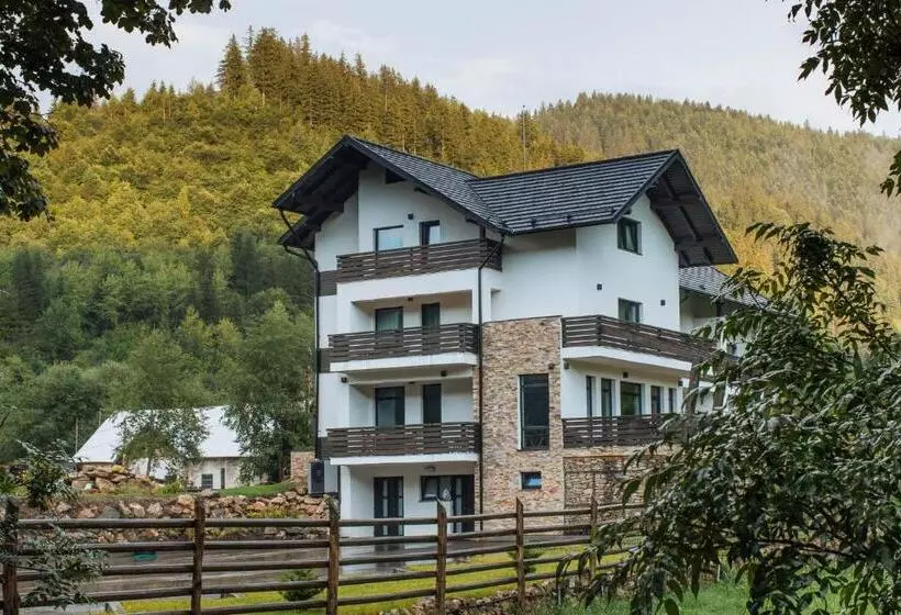 Majatalo Comoara Rarăului