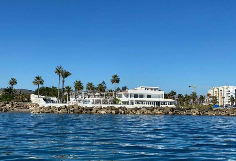 پانسیون Hostal Paraiso Del Mar