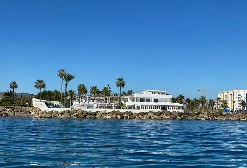 ペンション Hostal Paraiso Del Mar