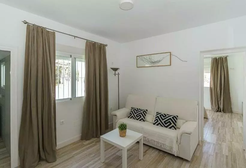 ペンション Hostal Paraiso Del Mar