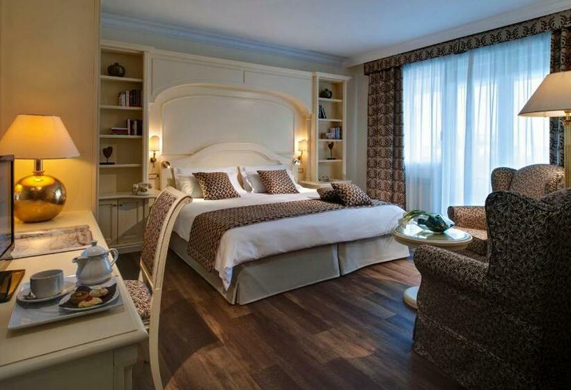 Tritone Luxury Hotel Thermae & Spa